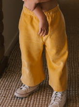 Load image into Gallery viewer, Bon Voyage Relaxed Pants Terry Towel - Golden Cream