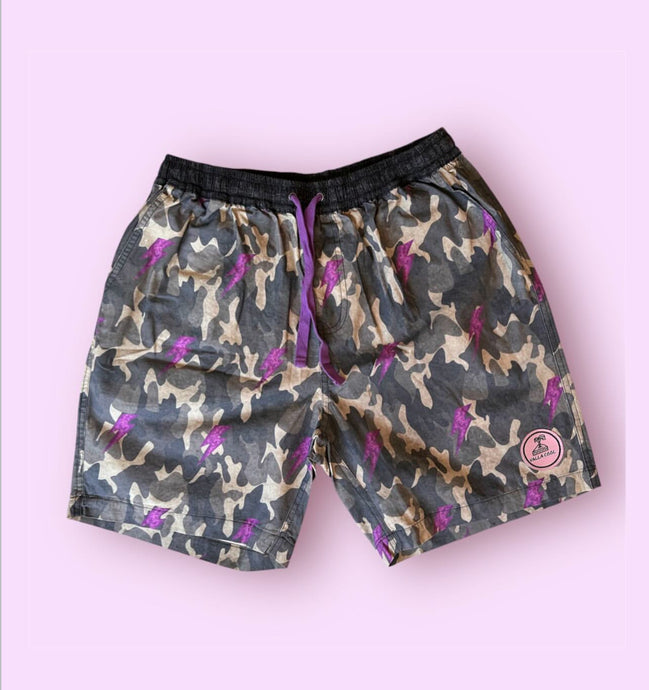 MENS WEEKEND WALKSHORTS - ARMY CRAWL