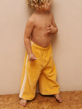 Load image into Gallery viewer, Bon Voyage Relaxed Pants Terry Towel - Golden Cream