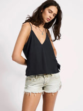 Load image into Gallery viewer, Deep V Front Singlet - Black