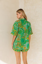 Load image into Gallery viewer, Tropic Shirt - Clover
