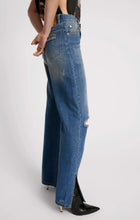 Load image into Gallery viewer, Billie Low Slung Straight Leg Mid Waist Denim Jeans - Shredded Gold