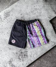 Load image into Gallery viewer, KIDS WEEKEND WALKSHORTS - GEO