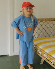 Load image into Gallery viewer, Golden Logo Mid Sleeve Tee - Pool Blue