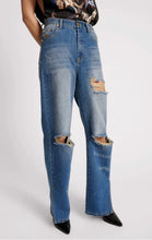 Load image into Gallery viewer, Billie Low Slung Straight Leg Mid Waist Denim Jeans - Shredded Gold