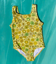 Load image into Gallery viewer, Surfy Birdy x Seaesta Surf - Surfy 60s - Chartreuce