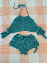 Load image into Gallery viewer, Crochet shorts