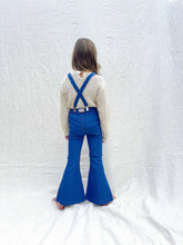 Load image into Gallery viewer, Farah Flare Jean - Future Blue