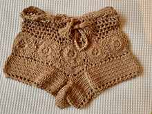 Load image into Gallery viewer, Crochet shorts