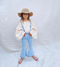 Load image into Gallery viewer, Farah Flare Jean - Baby Blue