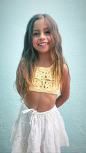 Load image into Gallery viewer, La Flor Crochet Top