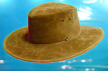 Load image into Gallery viewer, The Drifter - Suede