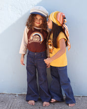 Load image into Gallery viewer, STAY GOLDEN Raglan tee - Brown